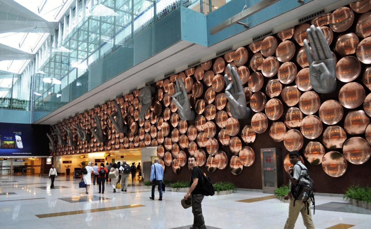 Hotel Golden Bliss At New Delhi International Airport Exterior photo